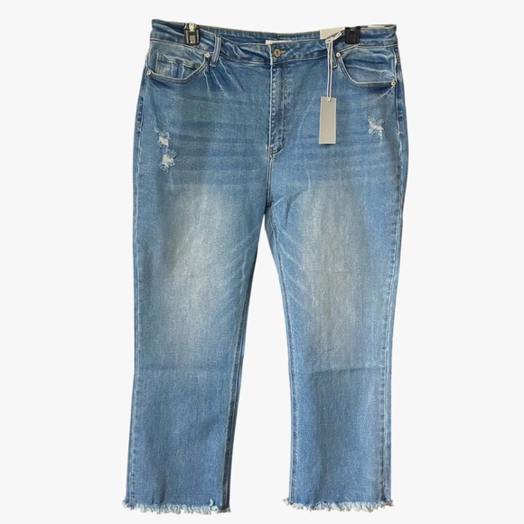 Zenana Outfitters Denim - Zenana Denim Kick Flare Jeans Womens Plus Size 38 NWT Distressed Frayed Hem